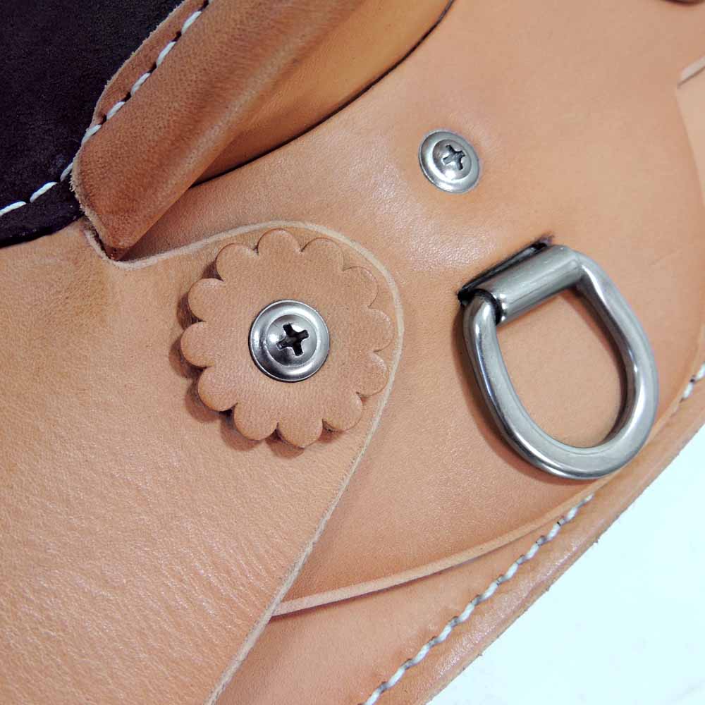 Condamine Limited saddle - leather conchos