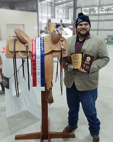Winning entry of the Novice Saddle Class with the maker - Damen Lowrie
