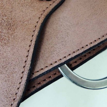 edge stitching in dubbo fender saddle